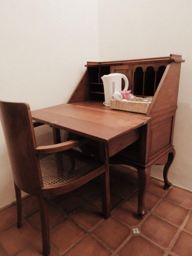 アルティザン ヴィラ コロンボ