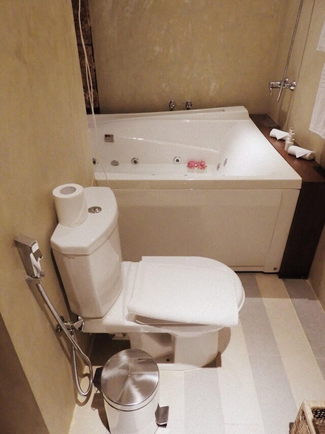 アルティザン ヴィラ コロンボ