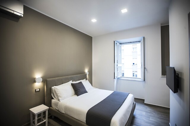 B&B GB ナポリ セントラル ステーション