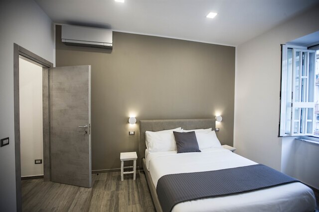 B&B GB ナポリ セントラル ステーション