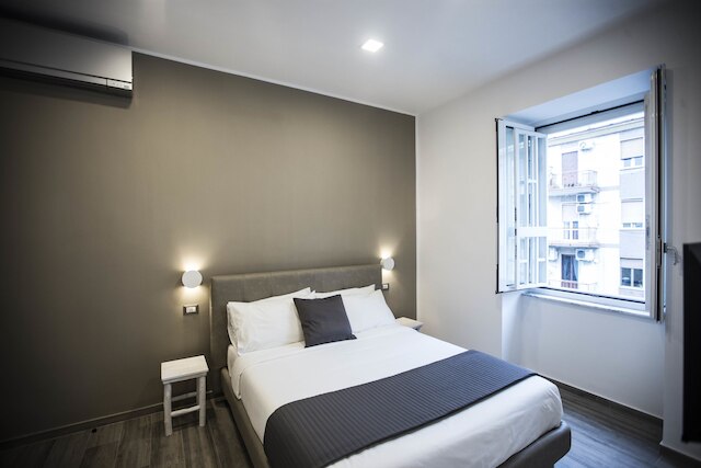 B&B GB ナポリ セントラル ステーション