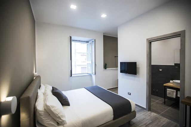 B&B GB ナポリ セントラル ステーション