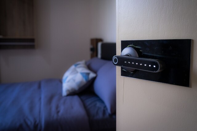 ステップインロッジ - ホステル