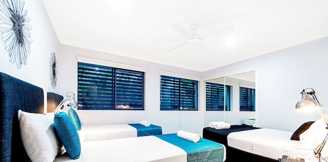 サーディニア 7 ベッドルーム ウォーターフロント ハウス - Q ステイ