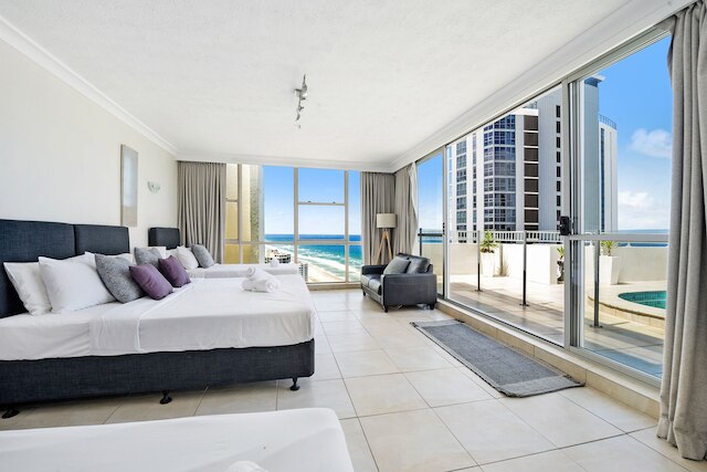 ゴールデン ゲート - Q ステイ