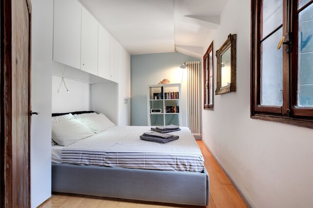 ブラゴーラ スムーチー アティック ヴェニス