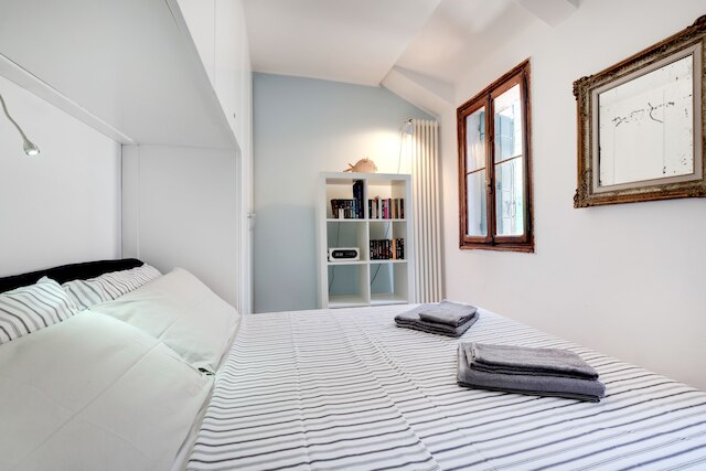 ブラゴーラ スムーチー アティック ヴェニス