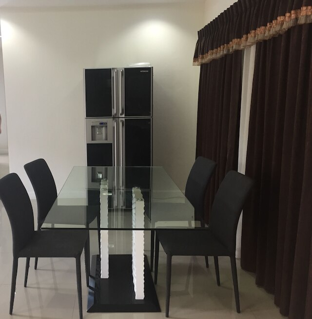 M トロピカル ヴィラ - イースト パタヤ