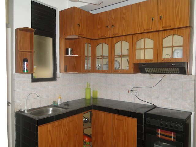 ブラマ サービゼズ - ステーション コート 2