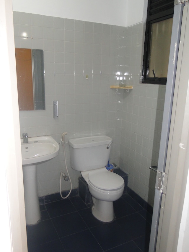 ブラマ サービゼズ - ステーション コート 2