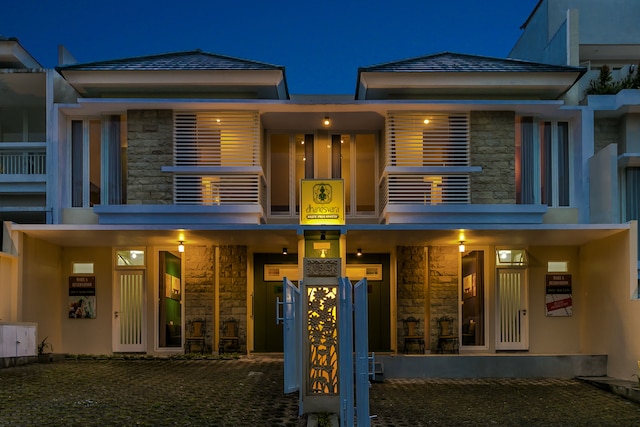 ダネスバラ ホリスティック ヴィラ