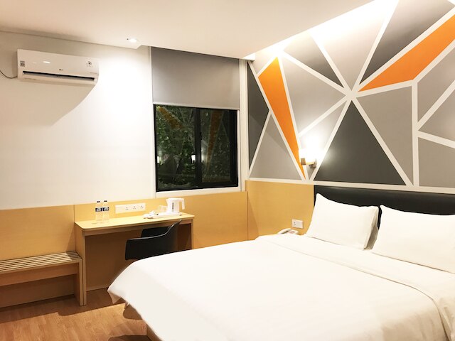 ジュノ ジャティネガラ ジャカルタ