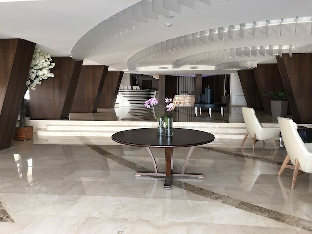 ホテル ニュー ベルべデレ