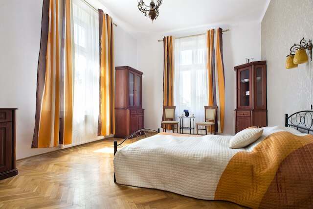 フォーク アパートメント メイセルサ ストリート チャーチ ビュー