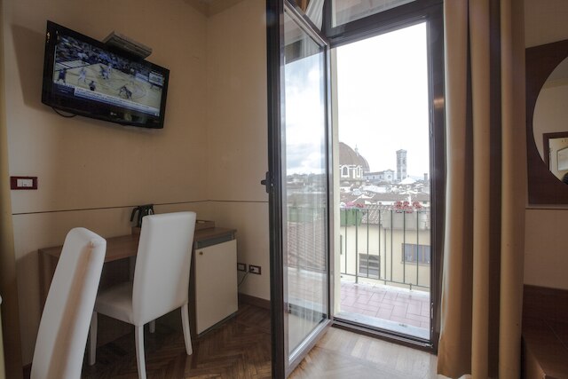 ソッジョルノ ルビノ