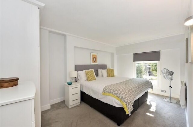 カムデン サービスド アパートメンツ バイ グローブ