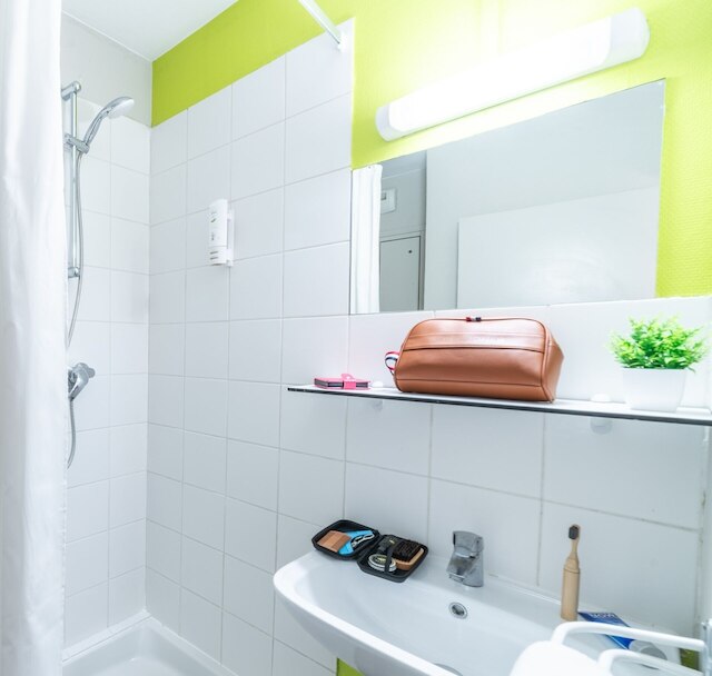 モンテンポ グサンビル