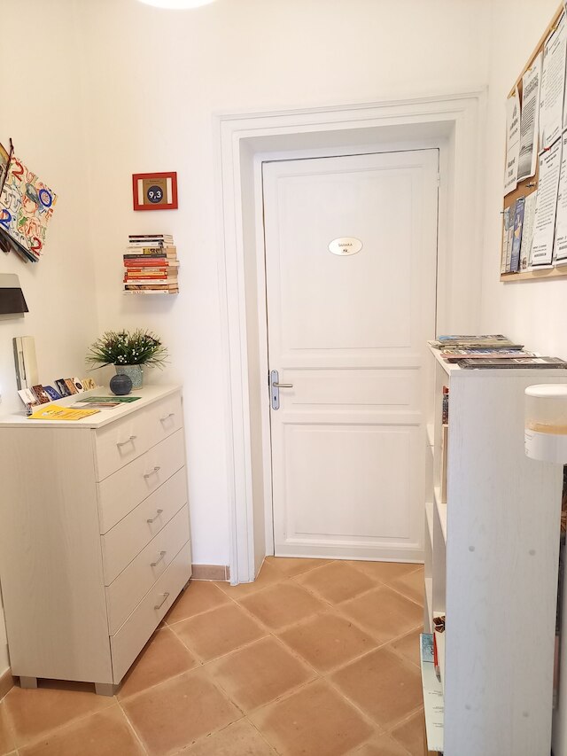 パラッツォ クテッリ LGBTQ ハウス