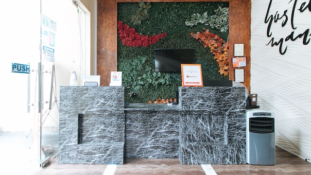 レッドドアーズ ニア キリノ ステーション