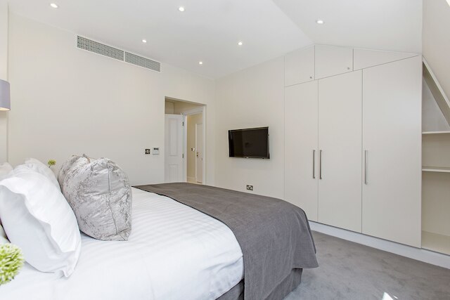 チェシャム コート