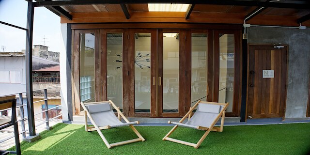 ティンバー ホステル