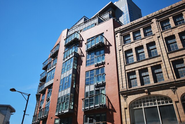 アタナ アパートメンツ