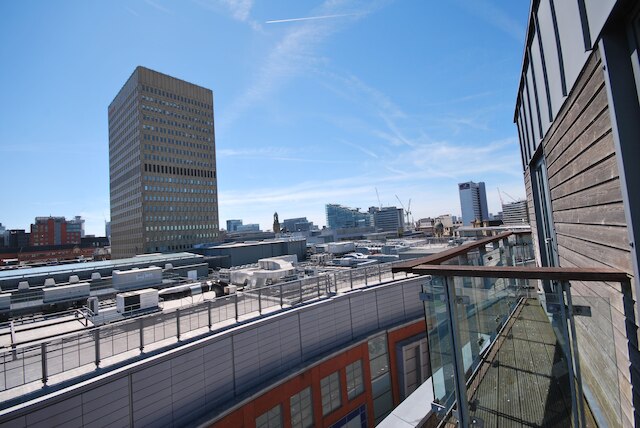 アタナ アパートメンツ