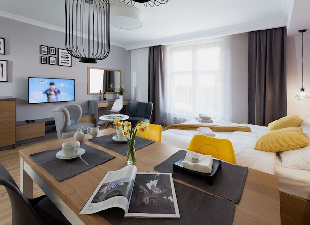 シティ オブ キングス シルバー アパートメンツ