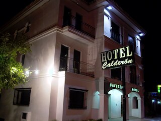 ホテル カルデロン