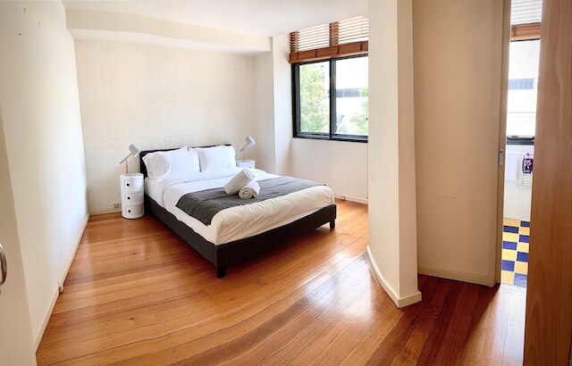 レアディセット アパートメンツ オン キング