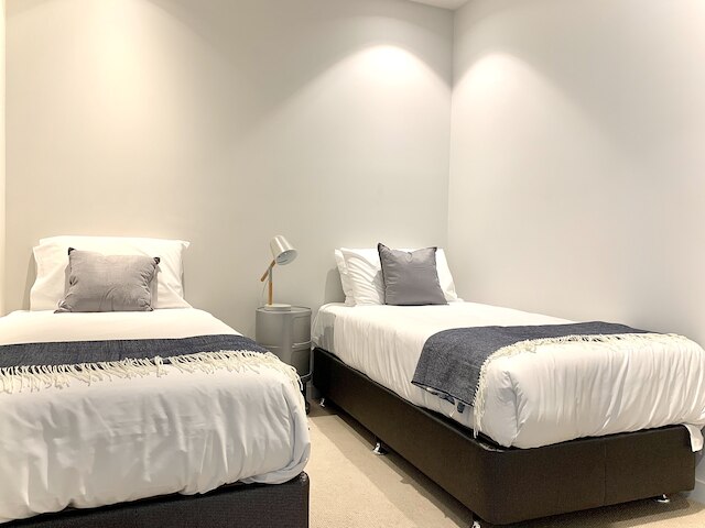 レアディセット アパートメンツ アット ライトハウス