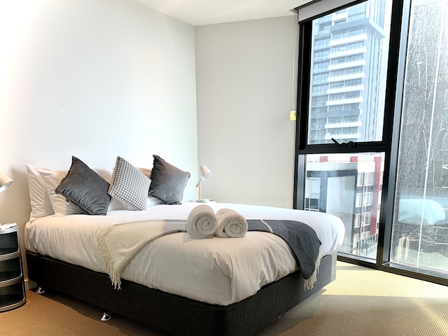 レアディセット アパートメンツ アット ライトハウス