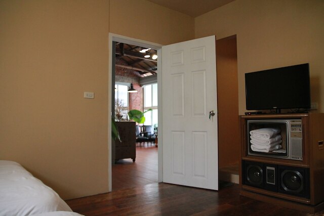 マッカーサー (麥克阿舍台南老屋民宿)