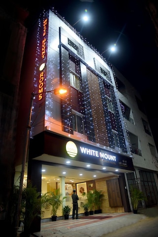 ホテル ホワイト マウント
