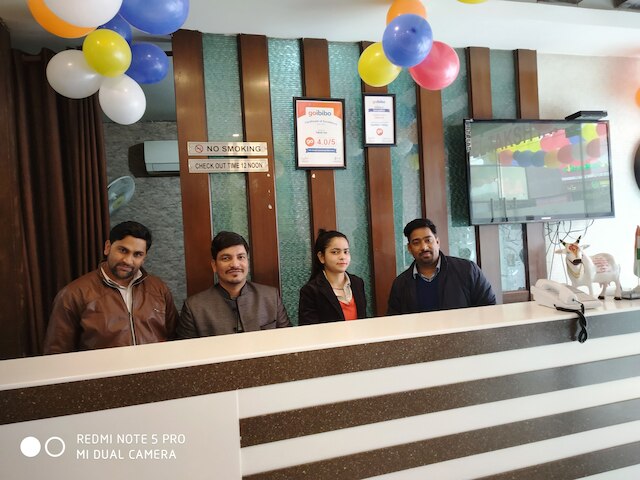 ホテル タクシュ イン