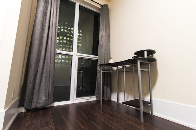 ラグジュアリー 1 ベッドルーム バイ ロジャース センター