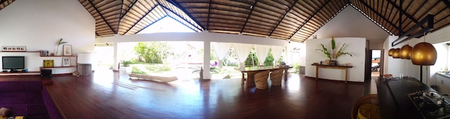 ヴィラ カラチュチ B&B