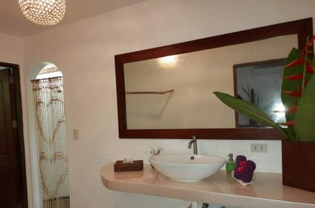 ヴィラ カラチュチ B&B