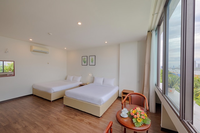 ビタリス リバーサイド ホテル