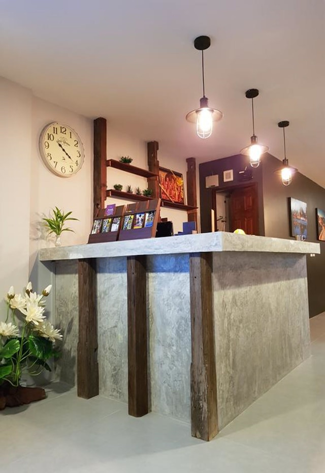 プンスク アット プラシン