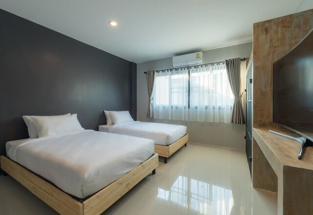 プンスク アット プラシン