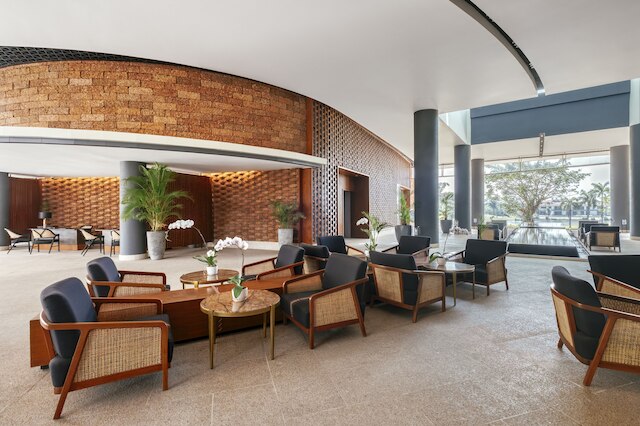 アウェイ メッタ ヤンゴン