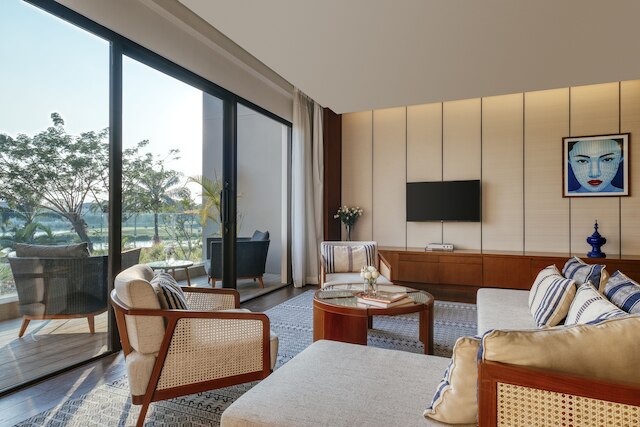 アウェイ メッタ ヤンゴン