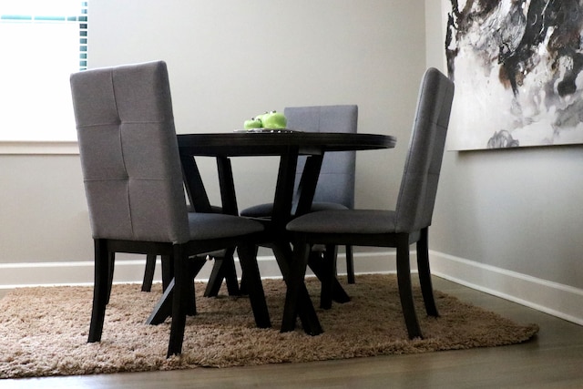 エレガントなベッドルーム 2 室付きのスイート