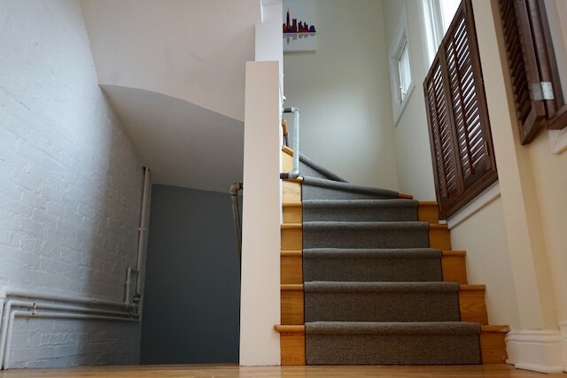 3 - レベル バックタウン ホーム - アメージング アウトドーズ & パーキング