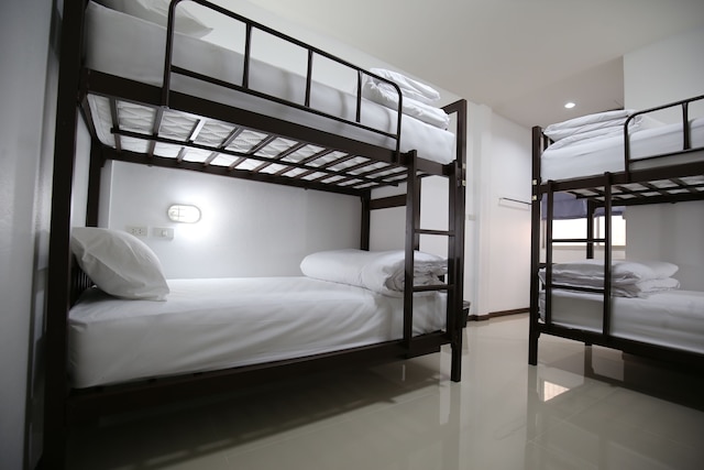 サブン ガー ホステル