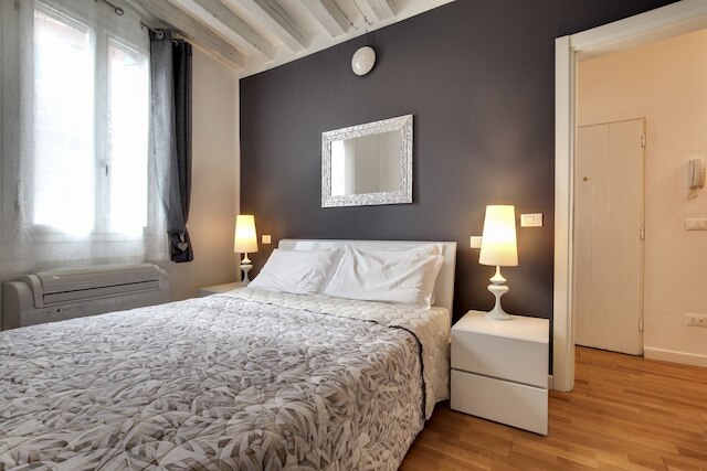 ヴェニス エレガンス