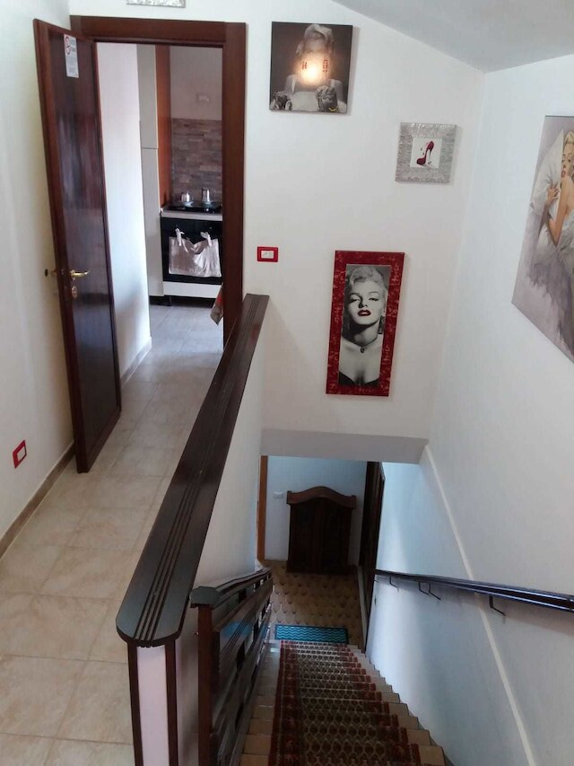 M & I アパートメント