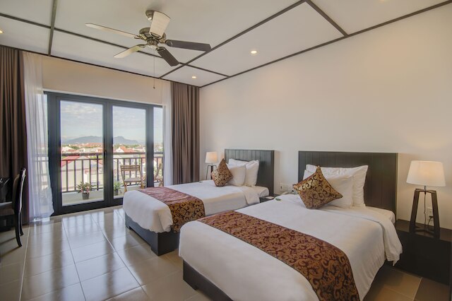 ホワイト ロータス ホテル ホイアン