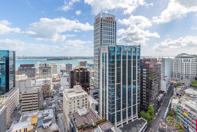 メトロポリス 1 ベッドルーム、パーキングあり